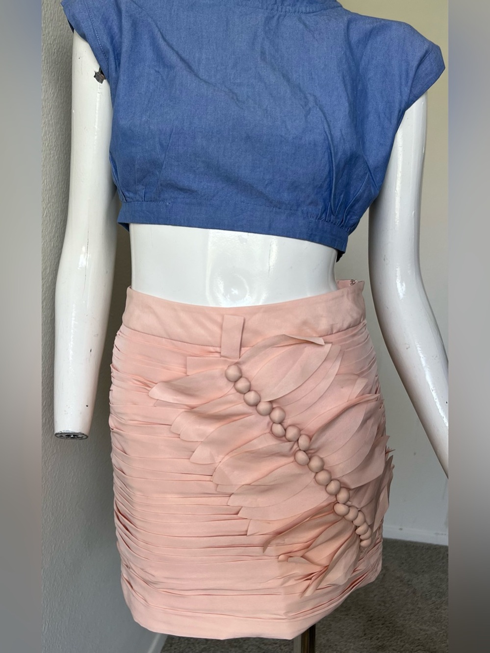 Twelve by Twelve Los Angeles Ladies Peach Blue Ruched Mini Skirt Size -S